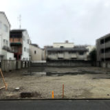 四条通の大和学園跡地と千本通の日本ホールディングスの更地